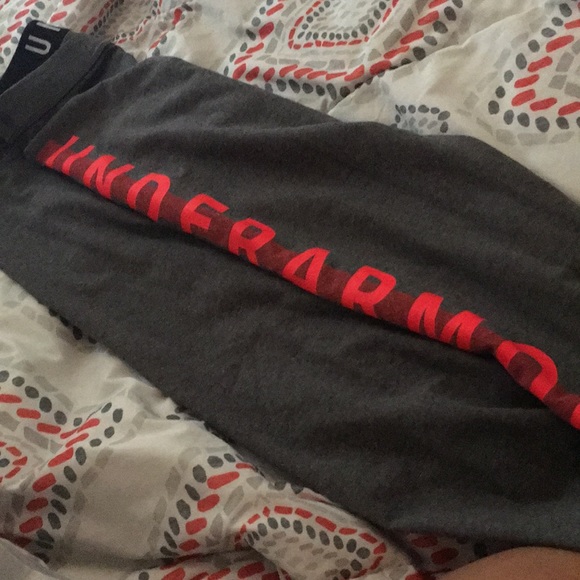 Under armour - Picture 2 of 3